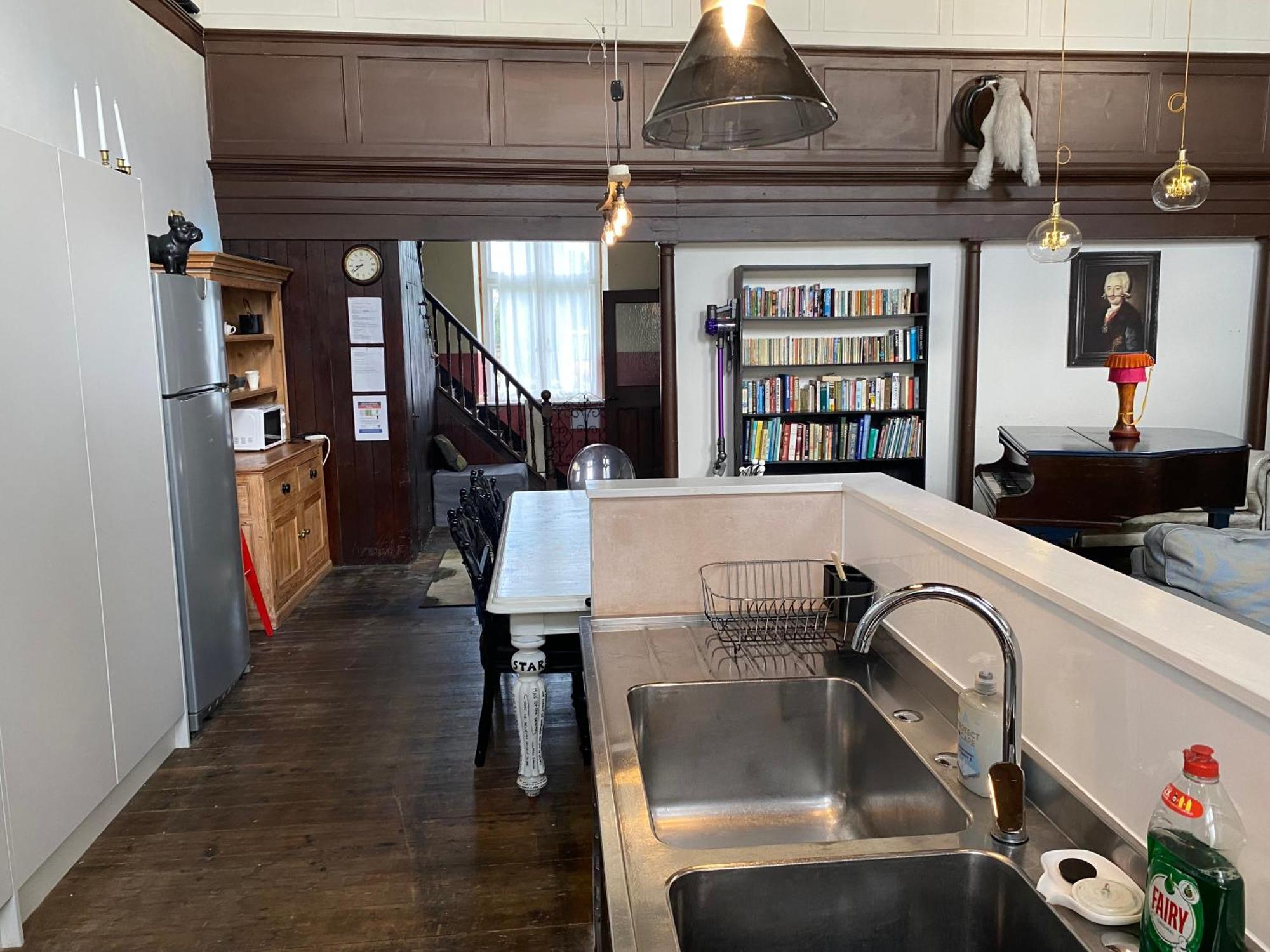 Holiday home Artist And Musicians Chapel Project Briston